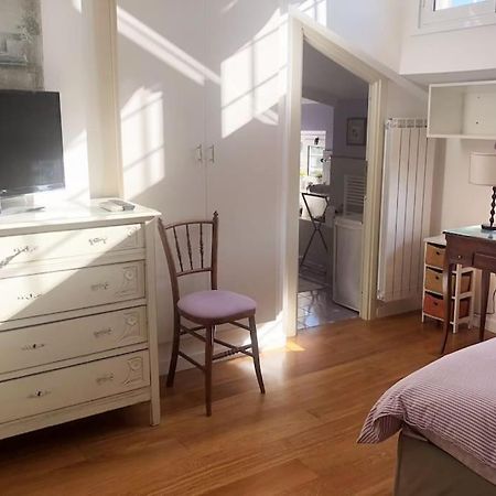 Lovely Independent Mini-Apartment In Central Рим Екстер'єр фото